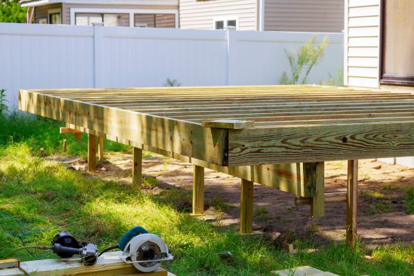 Cost of Elevated Deck Installation in Ooltewah