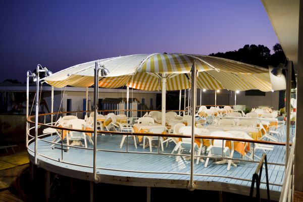 Cost of Commercial Deck Repair in Ooltewah