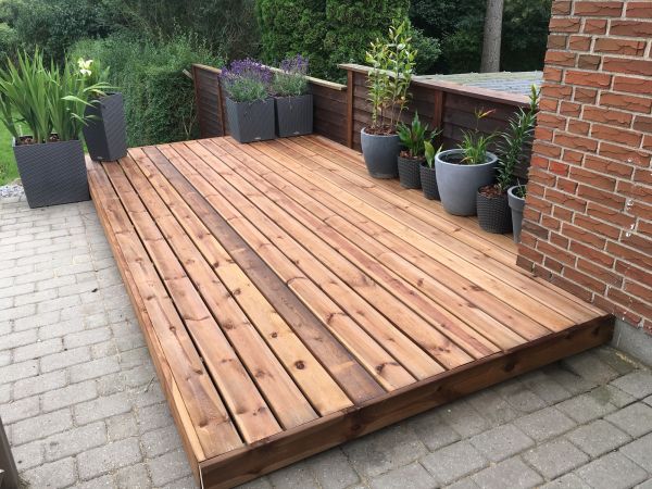 Cost of Platform Deck Installation in Ooltewah