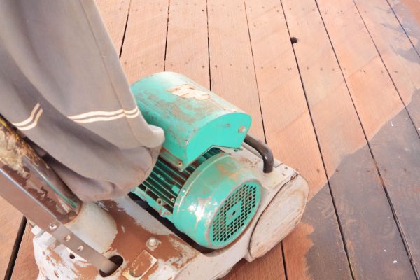 Cost of Cedar Deck Sanding in Ooltewah